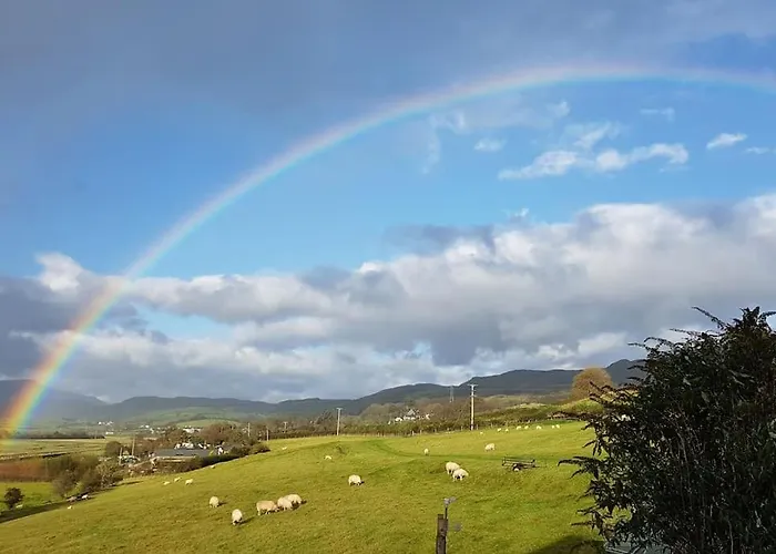Halsteads: Peaceful Location, Stunning Views