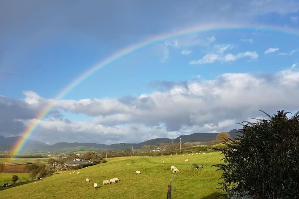 Halsteads: Peaceful Location, Stunning Views Holiday home