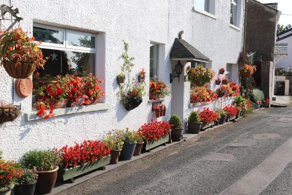 Halsteads: Peaceful Location, Stunning Views Holiday home *